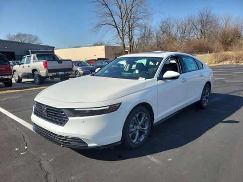 New 2026 Honda Accord EX-L image 11