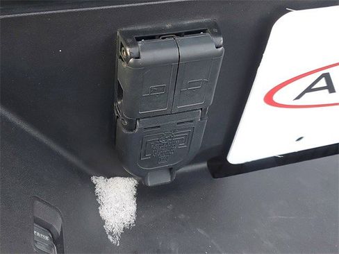 Used 2024 Chevrolet Silverado 3500 LTZ w/ LTZ Premium Package image 5