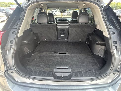 Used 2019 Nissan Rogue SL AWD/4WD image 17