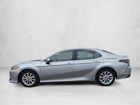 Used 2023 Toyota Camry LE FWD image 8