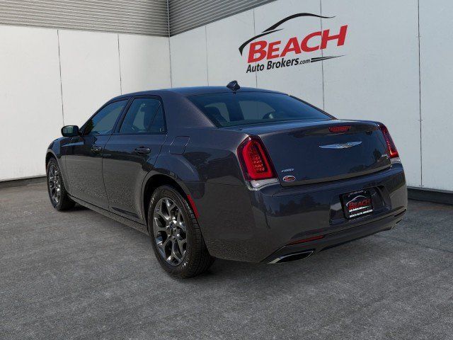 Used 2016 Chrysler 300 S AWD/4WD image 11