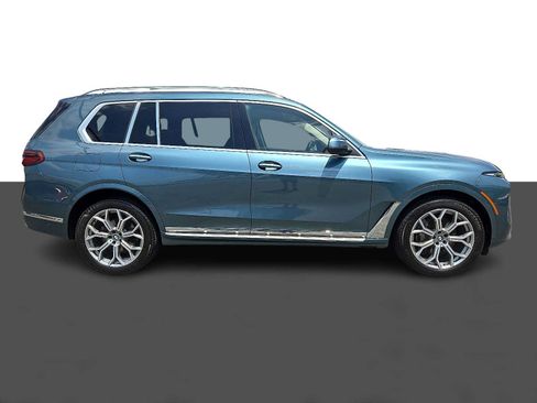 Used 2025 BMW X7 xDrive40i w/ Parking Assistance Package AWD/4WD image 7