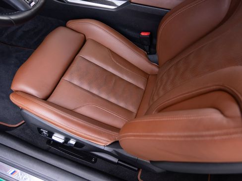 Used 2022 BMW M4 Coupe w/ Executive Package RWD image 19