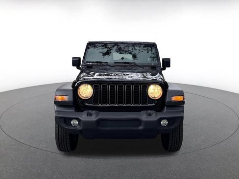 Used 2025 Jeep Wrangler Unlimited Sport AWD/4WD image 2
