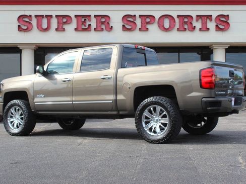 Used 2014 Chevrolet Silverado 1500 High Country w/ High Country Premium Package AWD/4WD image 5