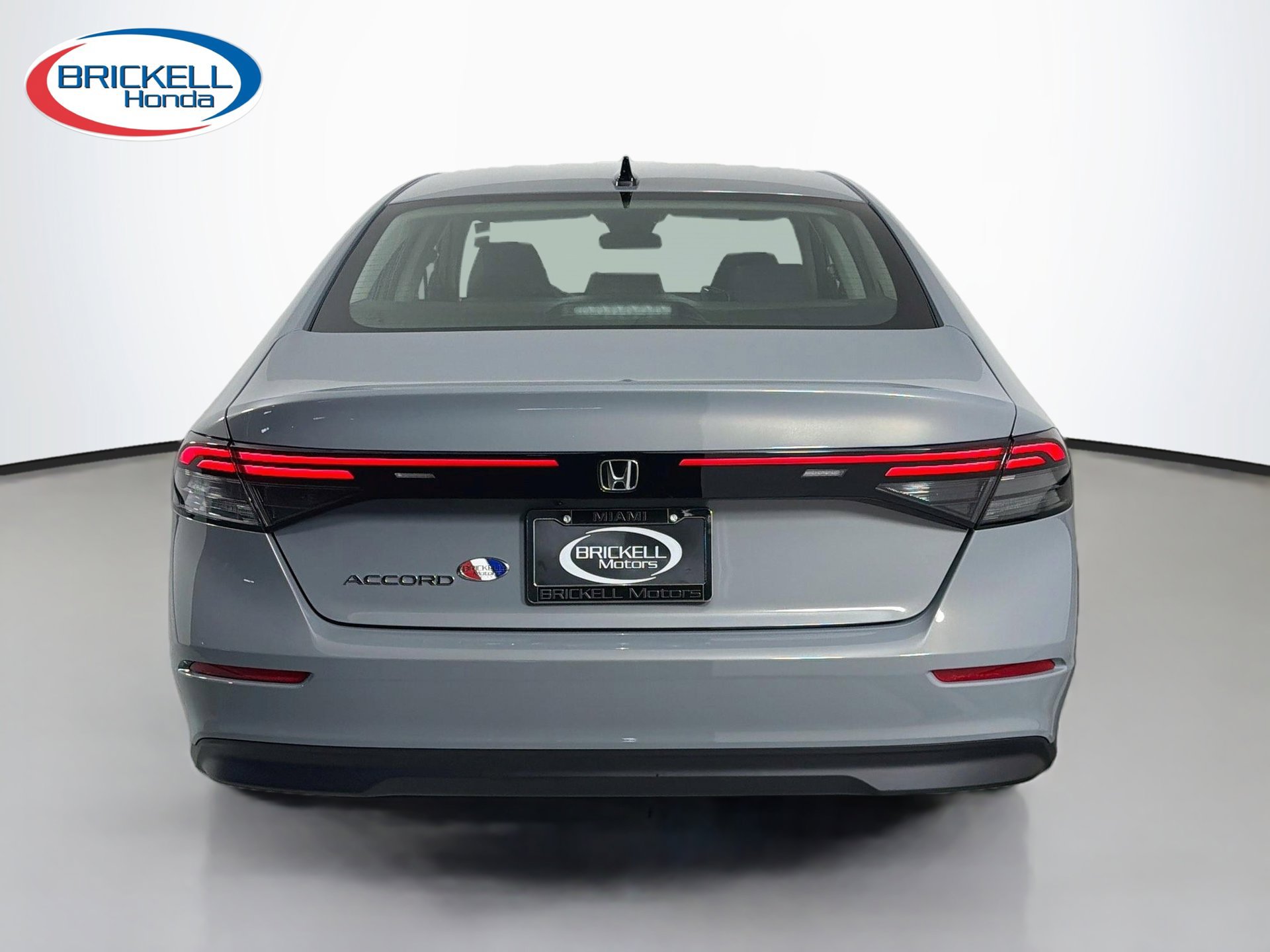 Used 2025 Honda Accord SE image 4