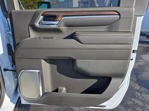 New 2026 Chevrolet Silverado 3500 High Country w/ High Country Premium Package image 38