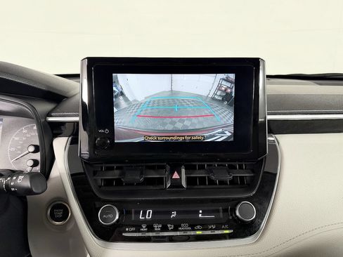 Used 2023 Toyota Corolla Cross LE w/ Moonroof Package AWD/4WD image 61