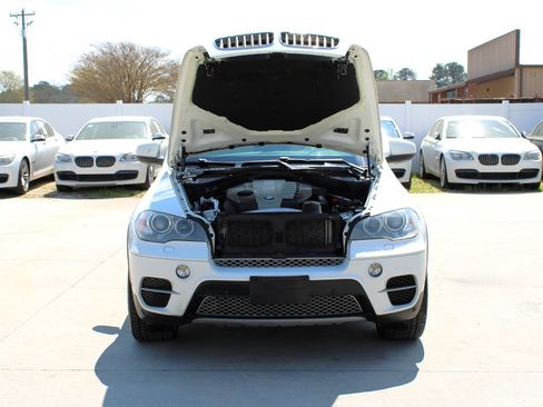 Used 2013 BMW X5 xDrive35d image 38