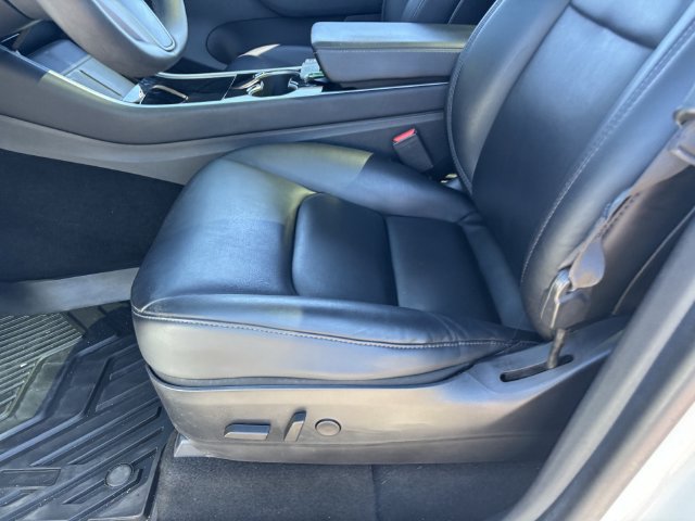 Used 2020 Tesla Model Y Long Range AWD/4WD image 21