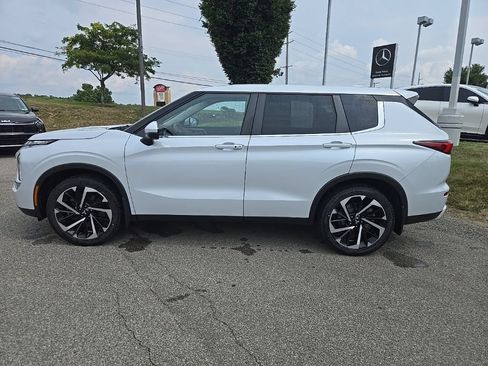Used 2024 Mitsubishi Outlander SE AWD/4WD image 5