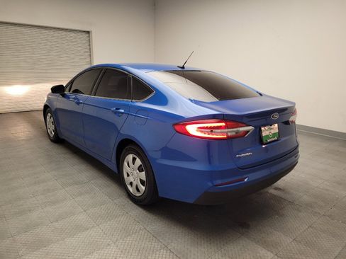 Used 2019 Ford Fusion S FWD image 5
