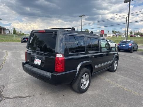 Used 2010 Jeep Commander Sport w/ Sun/Sound Group AWD/4WD image 8
