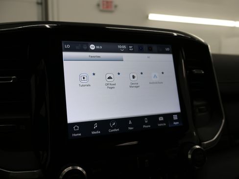 Used 2022 RAM 2500 Laramie w/ Night Edition AWD/4WD image 66