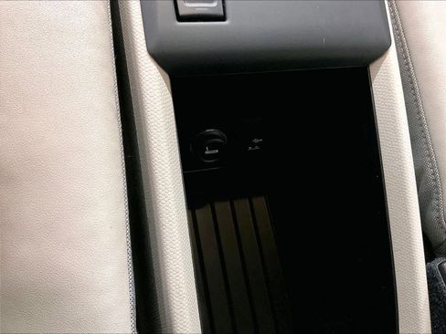 Used 2020 BMW i3 w/ Range Extender image 30