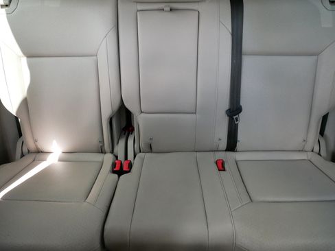 Used 2018 Volkswagen Atlas SE AWD/4WD image 13