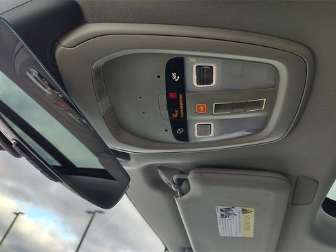 Certified 2024 Volvo XC90 T8 Plus w/ Protection Package Premier image 26