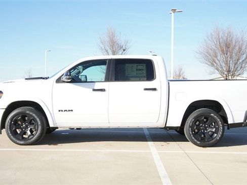 New 2026 RAM 1500 4x4 Crew Cab image 6