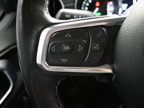 Used 2022 Jeep Wrangler Unlimited Sahara w/ Cold Weather Group image 12