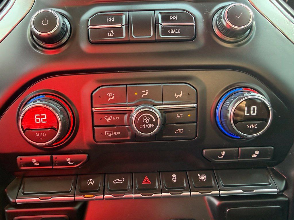 Used 2019 Chevrolet Silverado 1500 LT w/ All-Star Edition AWD/4WD image 7