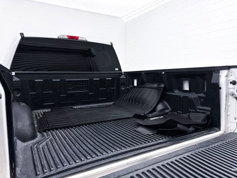 Used 2020 Ford F150 XLT w/ Equipment Group 302A Luxury AWD/4WD image 11