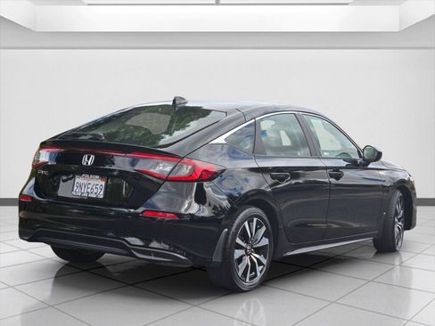 Certified 2024 Honda Civic EX-L image 5