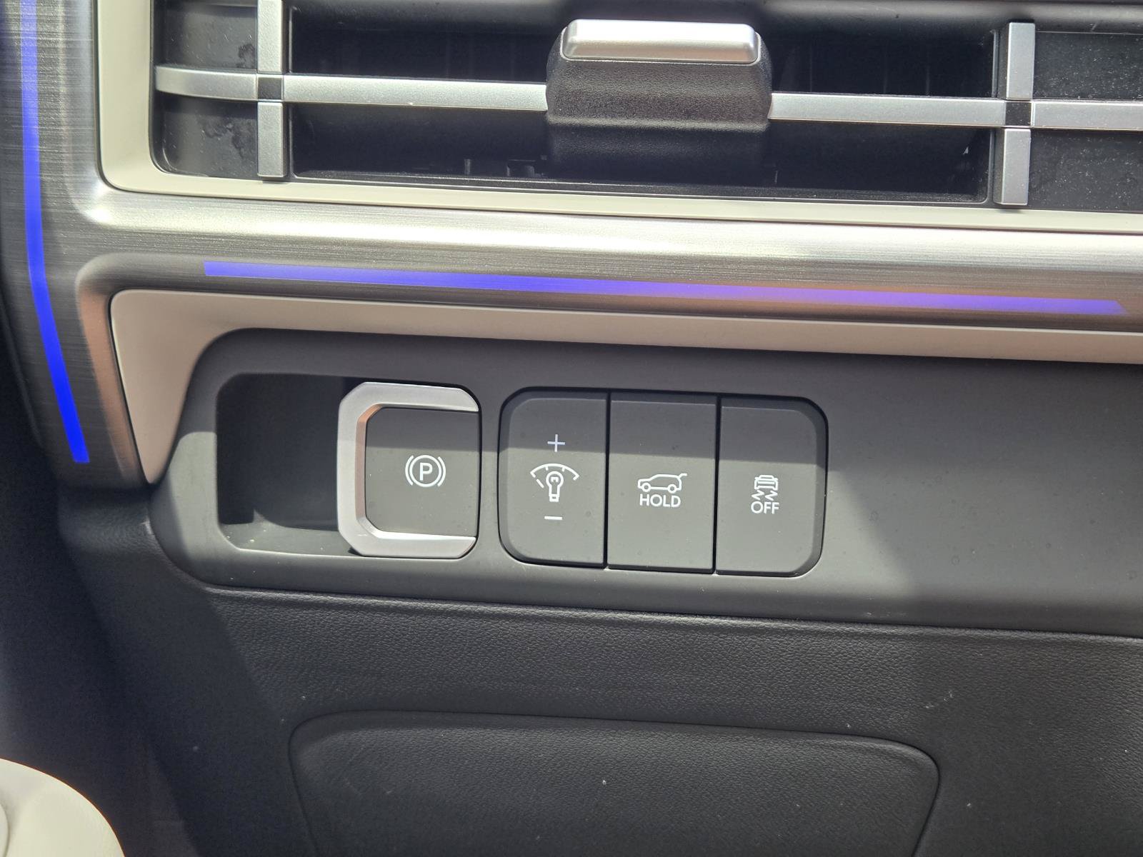 Used 2025 Hyundai Santa Fe Calligraphy AWD/4WD image 23
