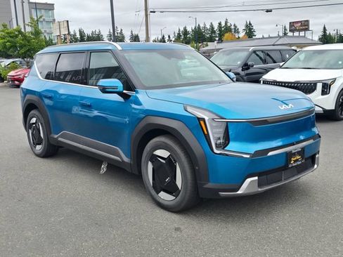 New 2026 Kia EV9 Wind AWD/4WD image 7