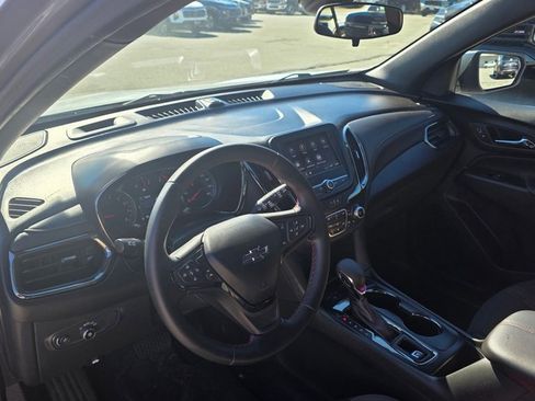 Used 2023 Chevrolet Equinox RS image 13