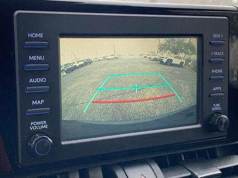 Used 2019 Toyota RAV4 LE image 20