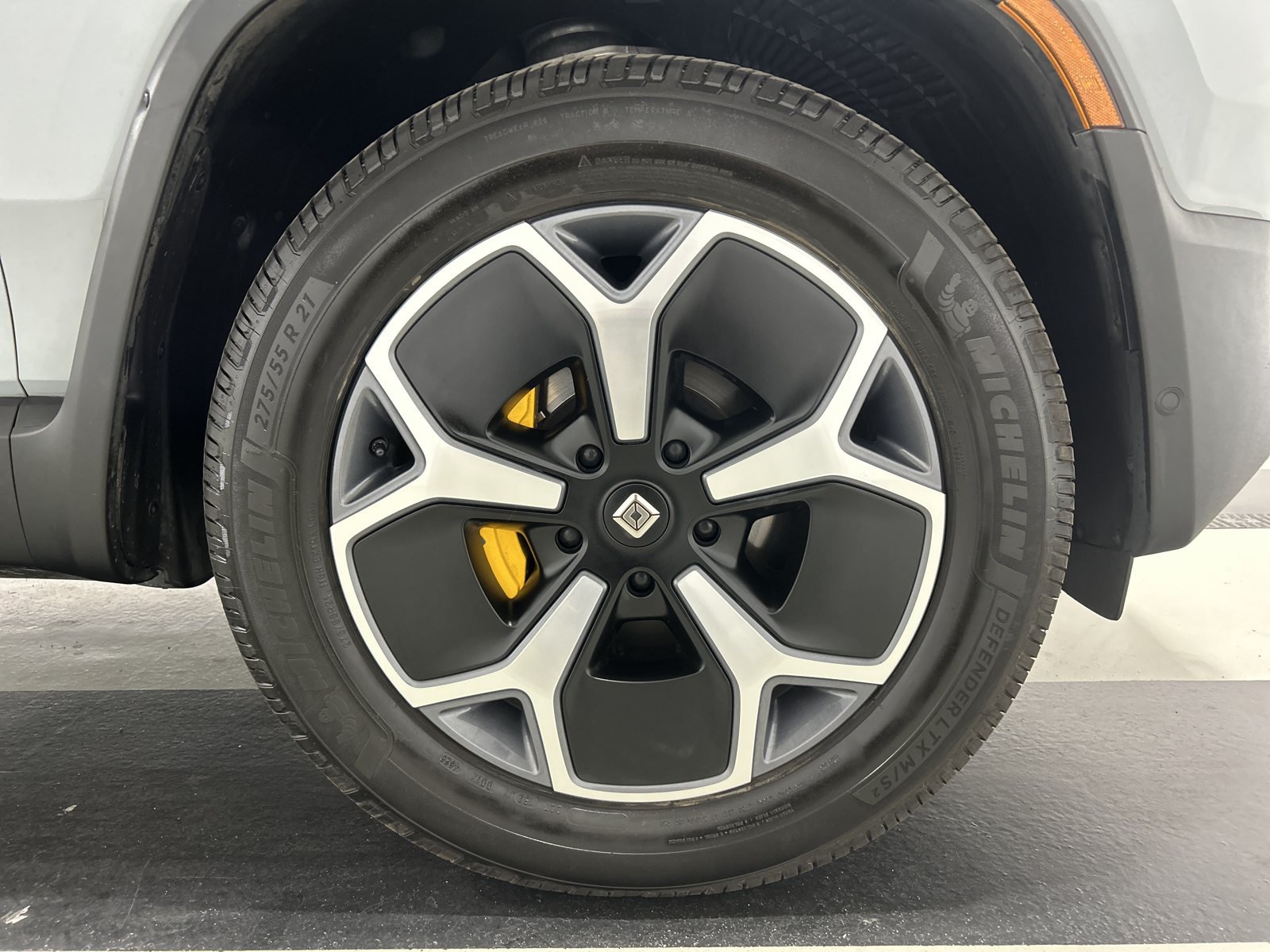 Used 2024 Rivian R1S Adventure Quad AWD/4WD image 11