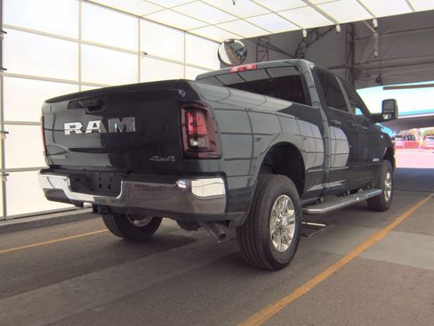 Used 2025 RAM 2500 Big Horn AWD/4WD image 4