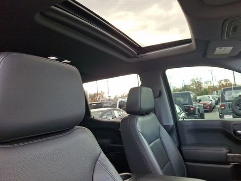 Used 2019 Chevrolet Silverado 1500 LTZ w/ LTZ Premium Package image 13