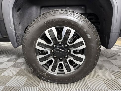 New 2026 GMC Sierra 2500 Denali Ultimate AWD/4WD image 19