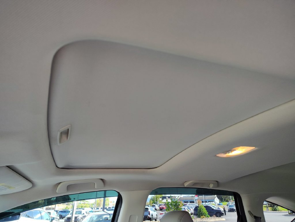 Used 2015 Honda CR-V EX-L image 10