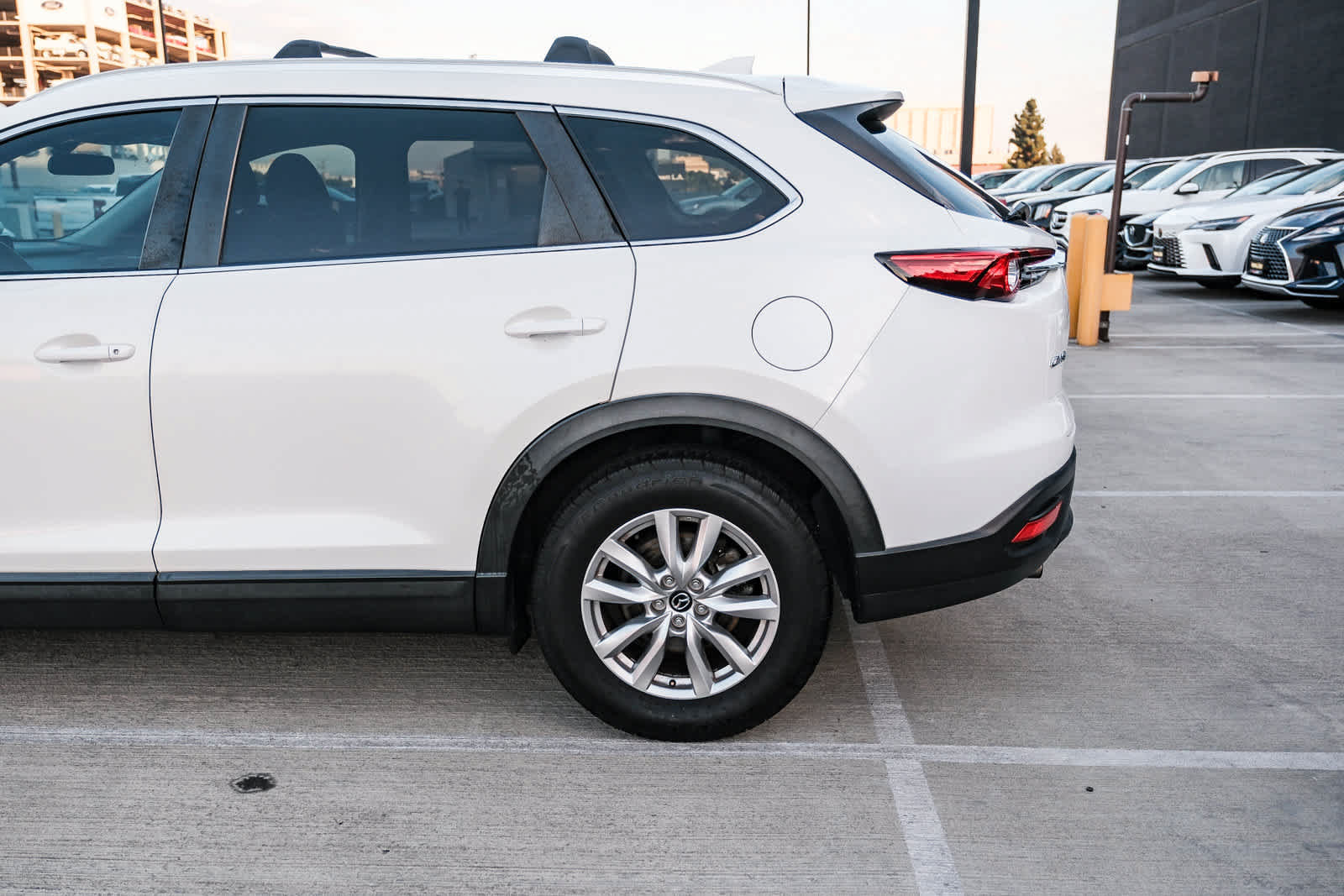 Used 2016 MAZDA CX-9 Sport FWD image 8