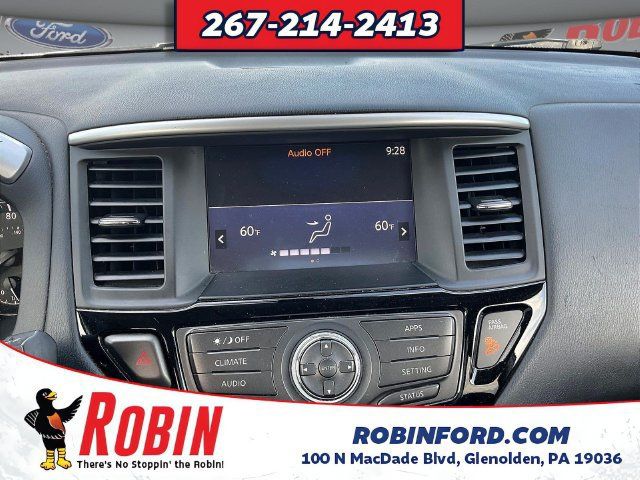 Used 2020 Nissan Pathfinder SV FWD image 16