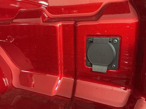 New 2026 Chevrolet Colorado LT w/ LT Convenience Package AWD/4WD image 10