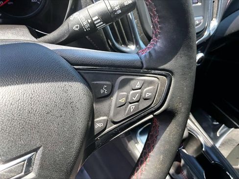 Used 2024 Chevrolet Equinox RS FWD image 20