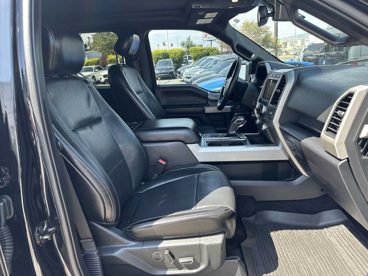Used 2017 Ford F150 Lariat w/ Equipment Group 502A Luxury AWD/4WD image 19