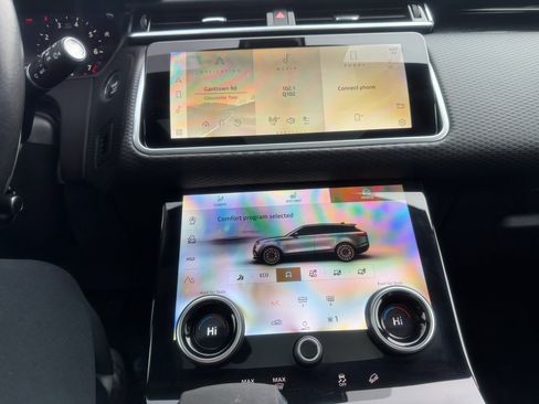 Used 2023 Land Rover Range Rover Velar S image 17