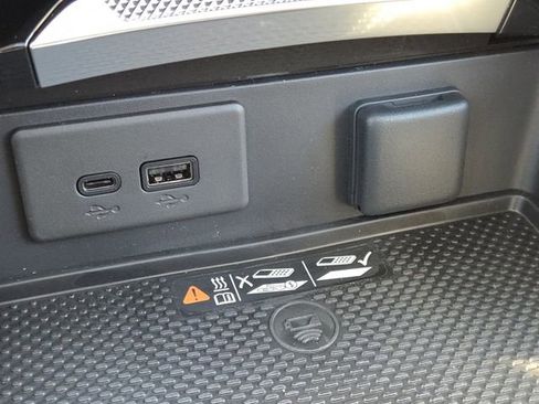 New 2026 Buick Envision Sport Touring image 9