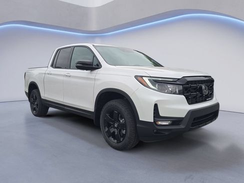 New 2026 Honda Ridgeline Black Edition image 8