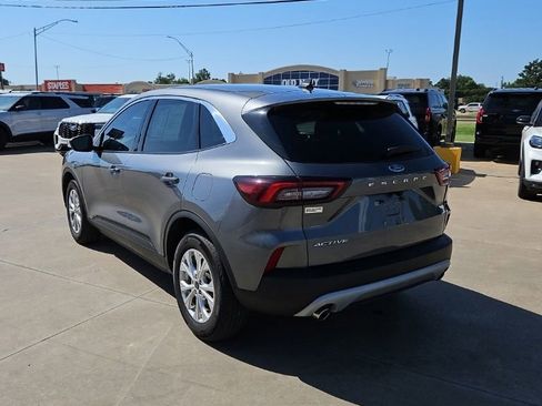 Used 2024 Ford Escape Active w/ Cold Weather Package FWD image 5