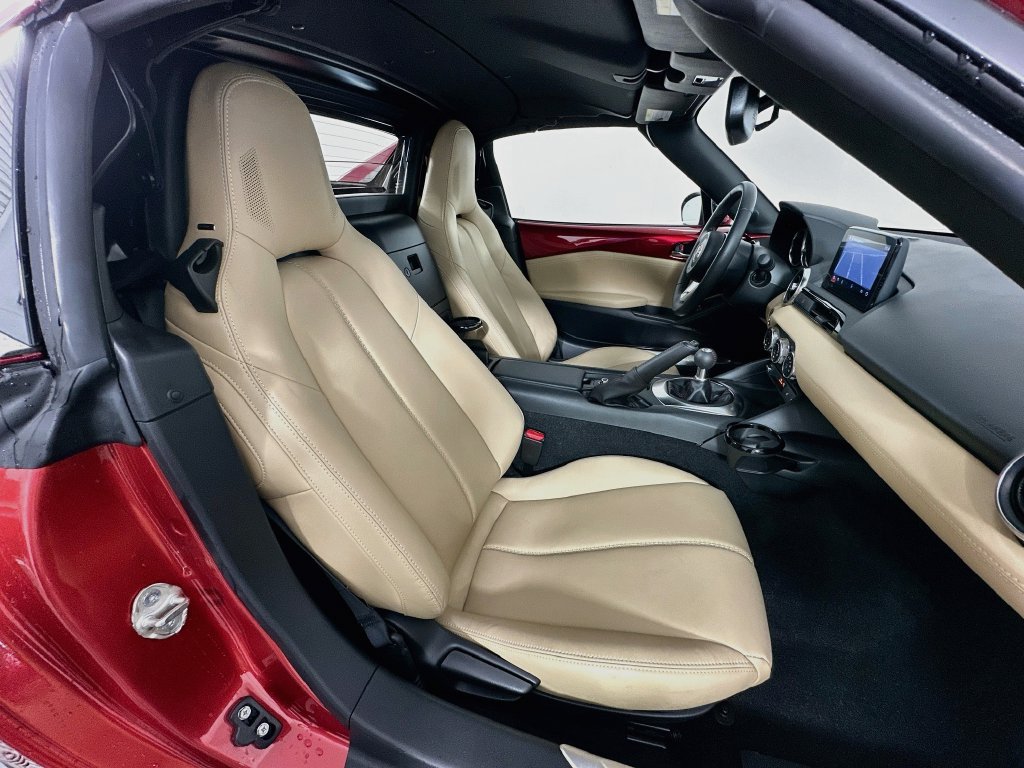 Used 2019 MAZDA MX-5 Miata RF Grand Touring w/ Appearance Package RWD image 25