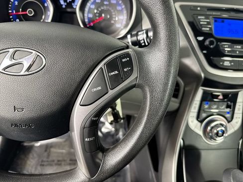 Used 2013 Hyundai Elantra GLS w/ Preferred Pkg FWD image 12