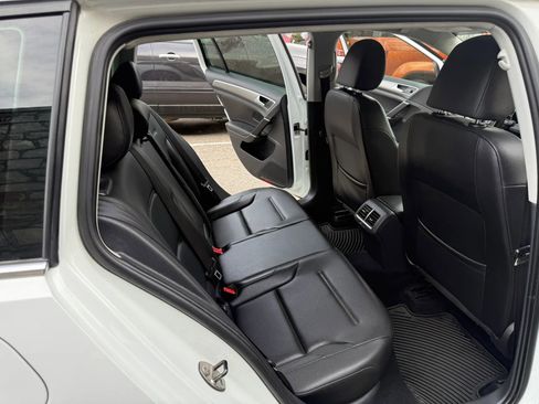 Used 2016 Volkswagen Golf Limited Edition FWD image 14