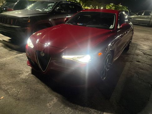 Used 2019 Alfa Romeo Giulia w/ Quick Order Package 22K Sport RWD image 1