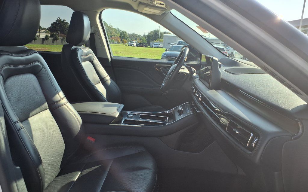 Used 2025 Lincoln Aviator Reserve RWD image 21
