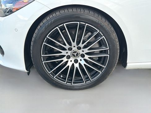 Used 2025 Mercedes-Benz C 300 4MATIC Sedan image 43